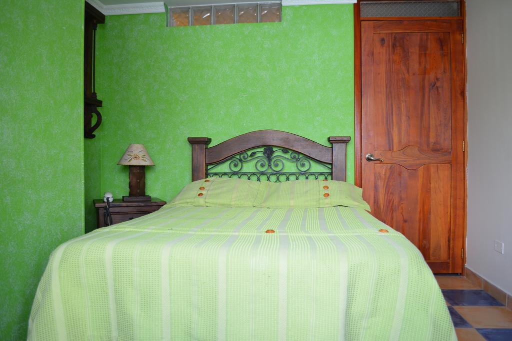 Hotel Casa Colonial Santa Rosa De Cabal Phòng bức ảnh