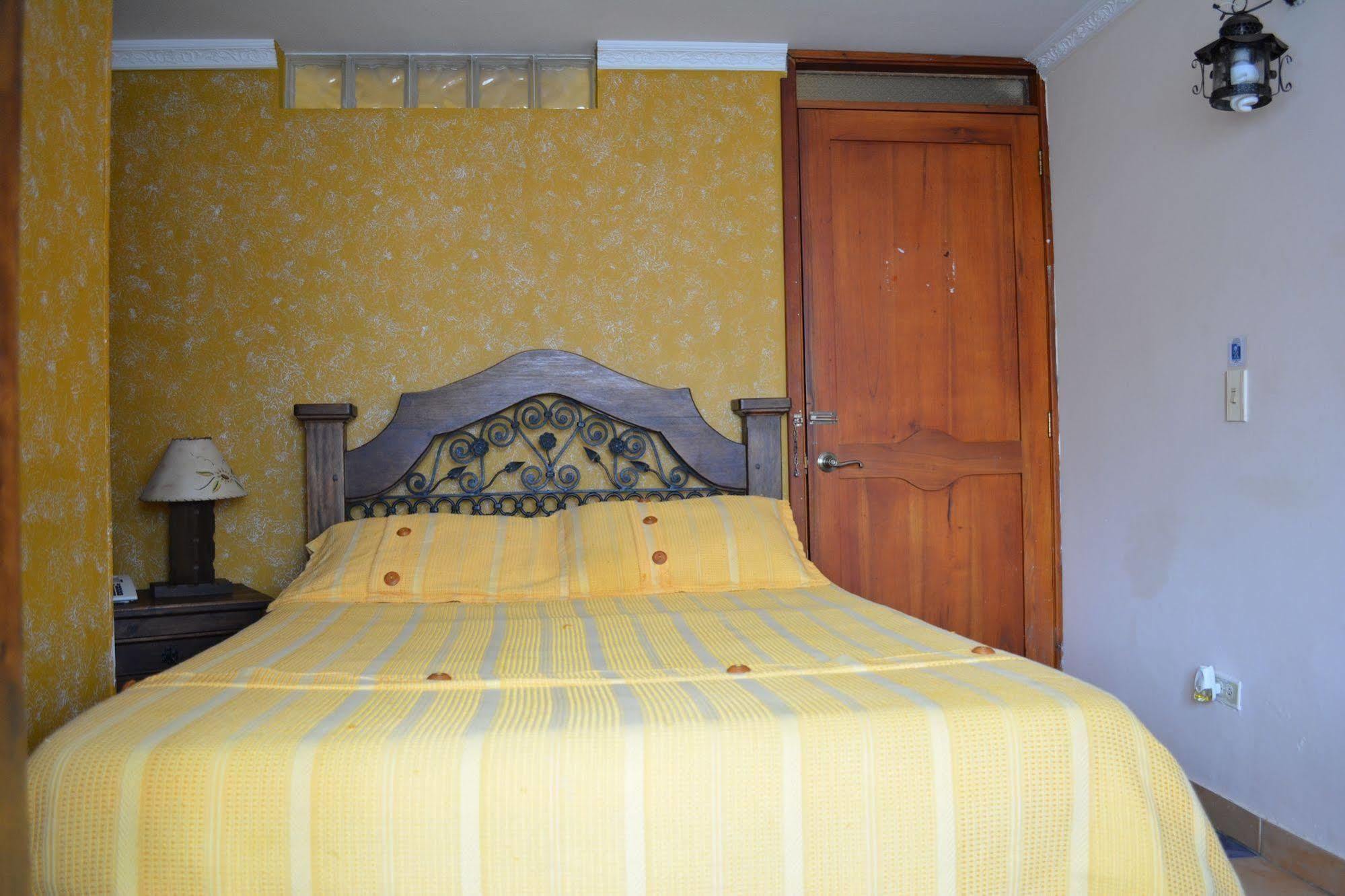 Hotel Casa Colonial Santa Rosa De Cabal Ngoại thất bức ảnh