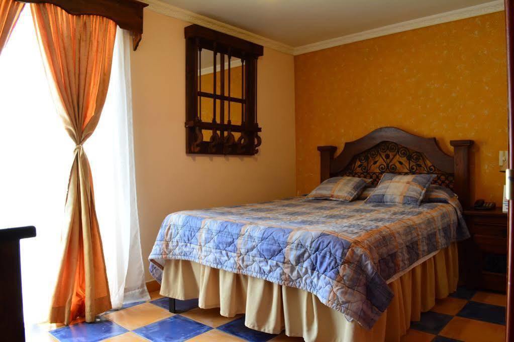 Hotel Casa Colonial Santa Rosa De Cabal Ngoại thất bức ảnh